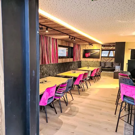 Rocking By Interhome Domek alpejski Aschau Im Zillertal